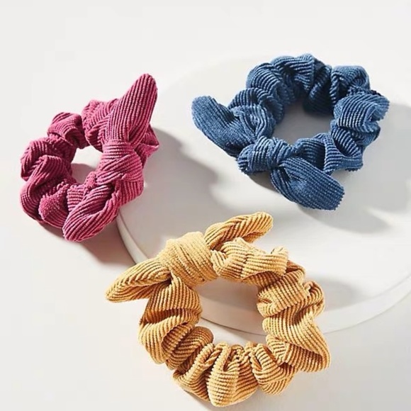 Anthropologie Accessories - Anthropologie Daniela Corduroy Ponytail Holder Set